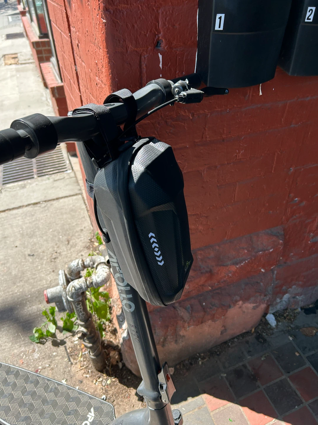 Electric Scooter Handlebar Storage Bag - photo 2