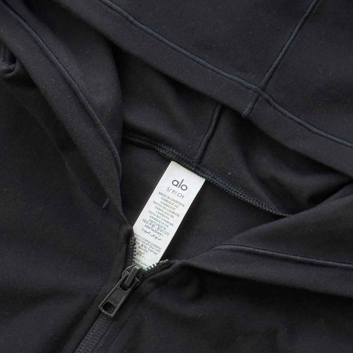 Alo Black Zip-Up Hoodie - photo 3