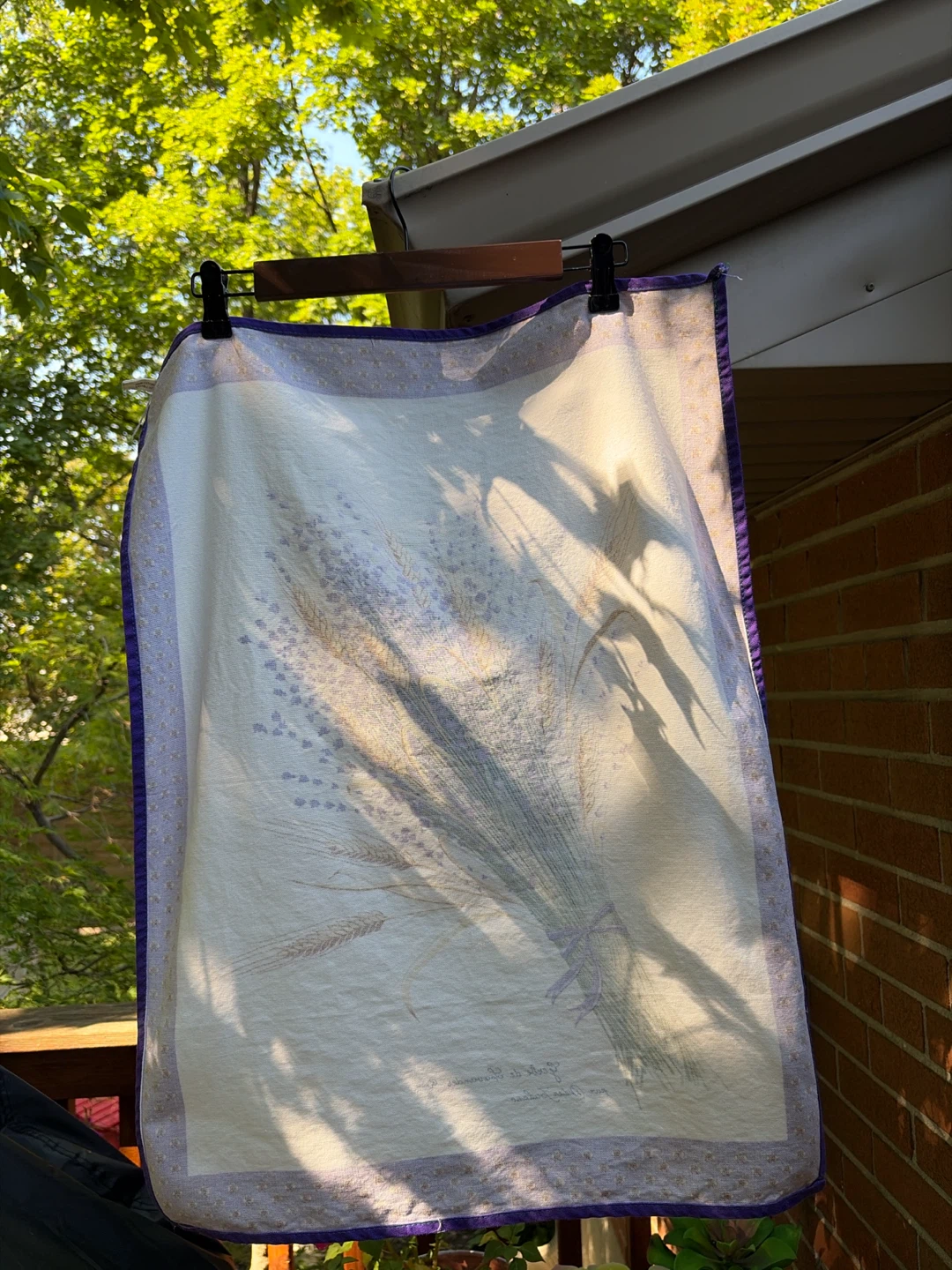 Beautiful Designer Lavender Tea Towel from France - photo 3
