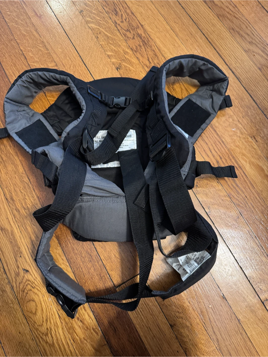 Infantino Baby Carrier - photo 2