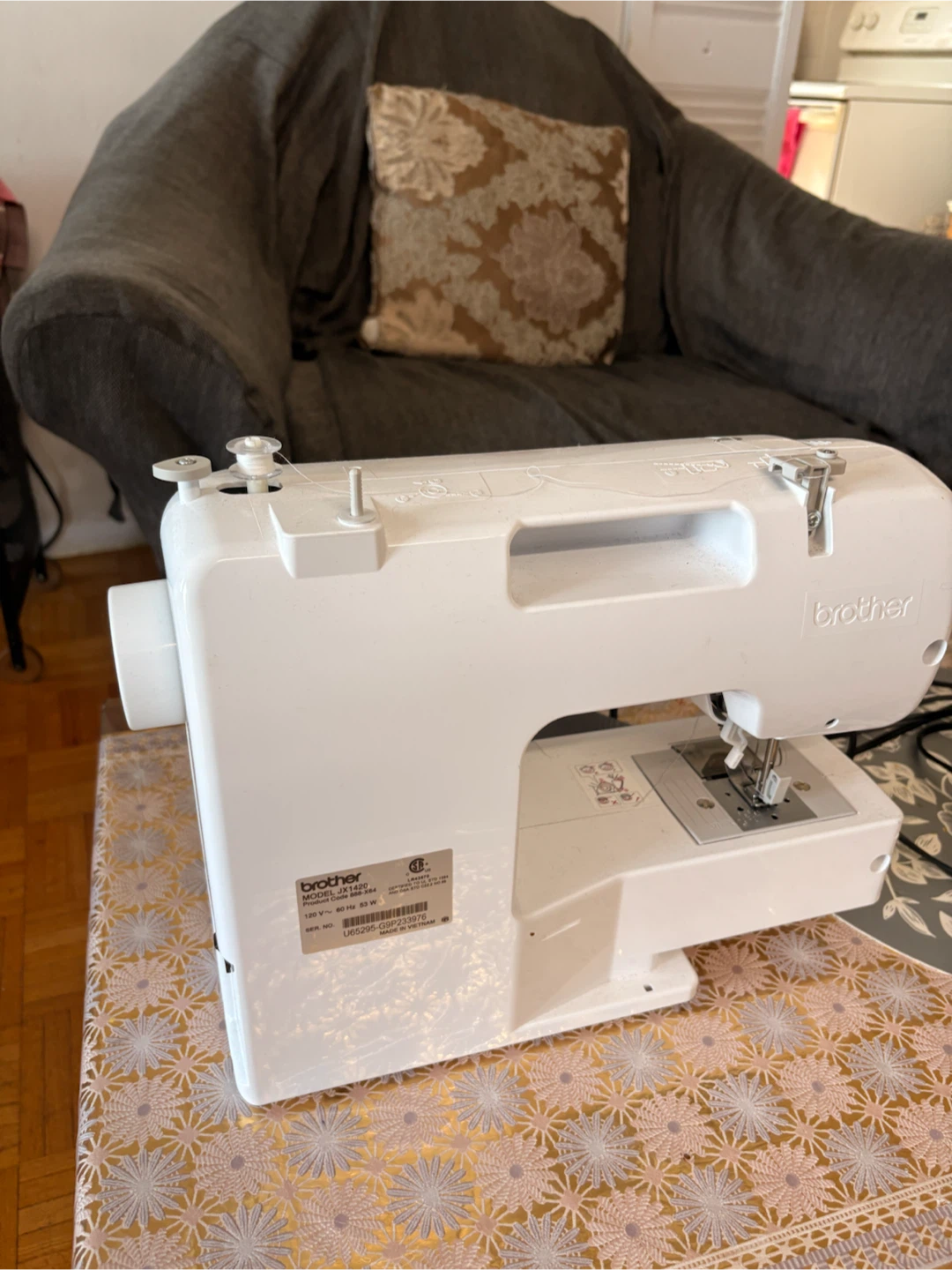 Brother JX1420 Sewing Machine - photo 3