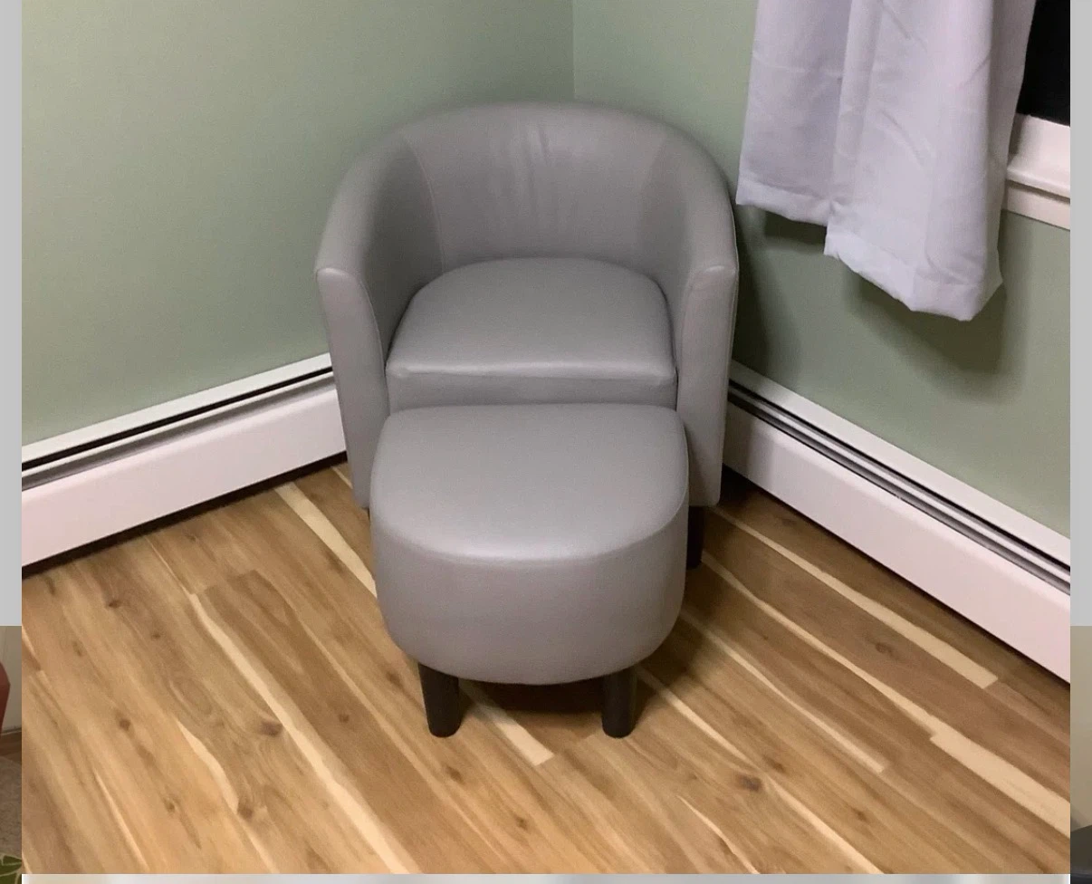 Aldayshein Upholstered Armchair with Ottoman - photo 2