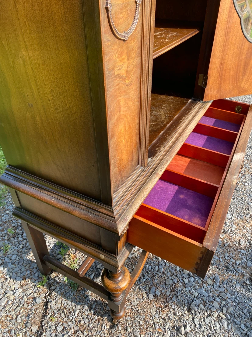 Anthes Baetz Antique Walnut Display China Cabinet (CAN DELIVER) - photo 5