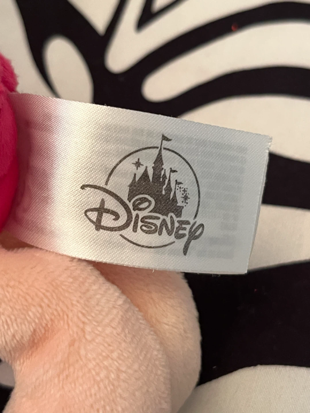 🩷 Disney Store 11 inch Piglet plush toy 🩷 - photo 3