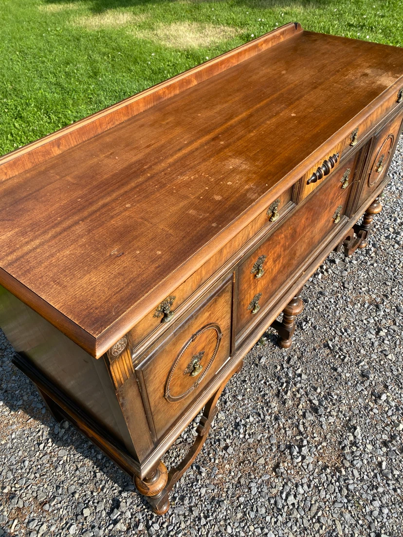 Antique Anthes Baetz Walnut Buffet / Sideboard (CAN DELIVER) - photo 4