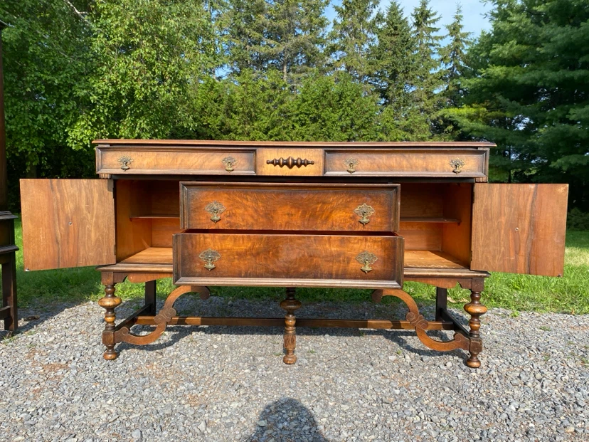 Antique Anthes Baetz Walnut Buffet / Sideboard (CAN DELIVER) - photo 5