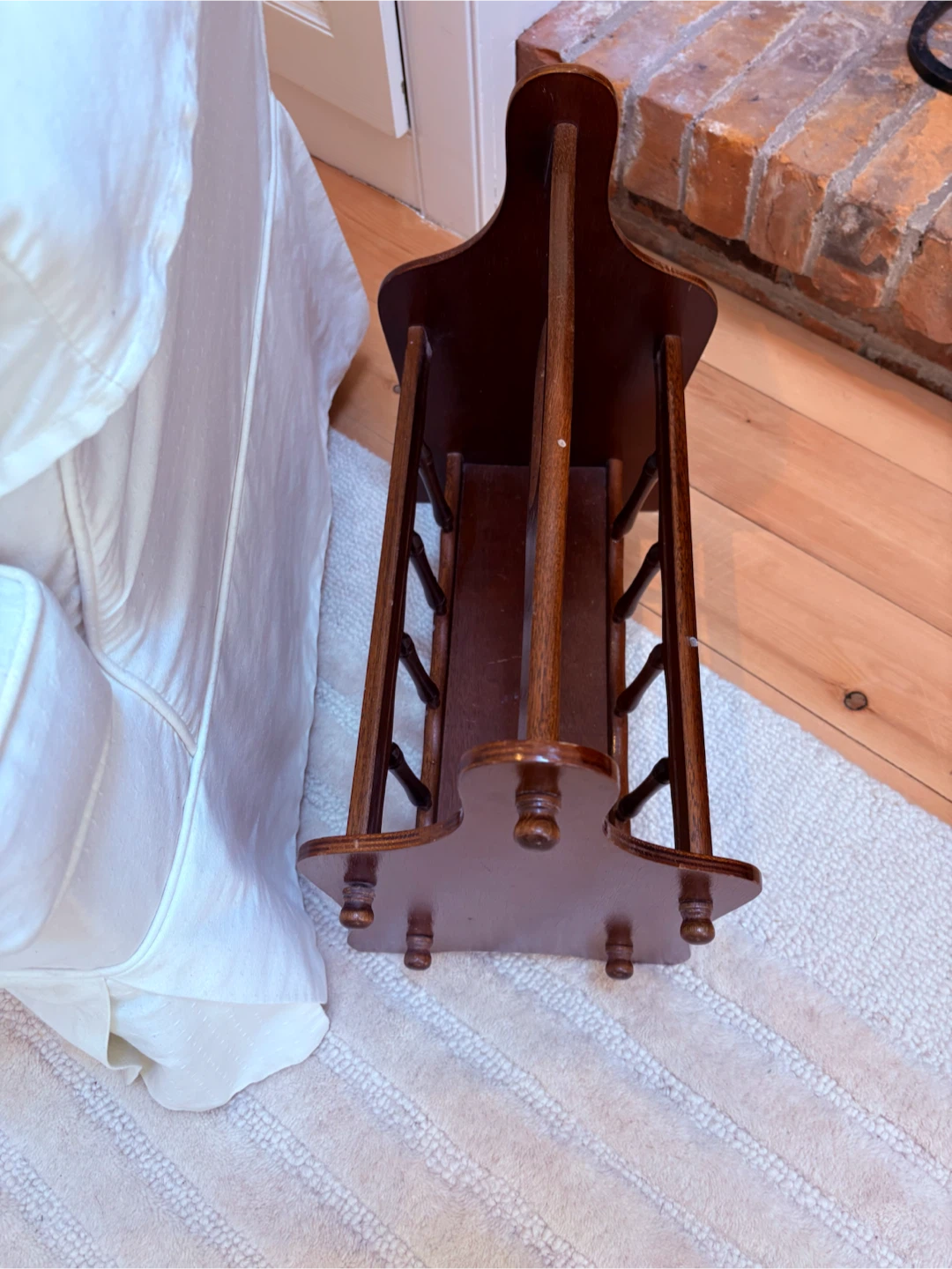 Wooden Magazine Rack - photo 3