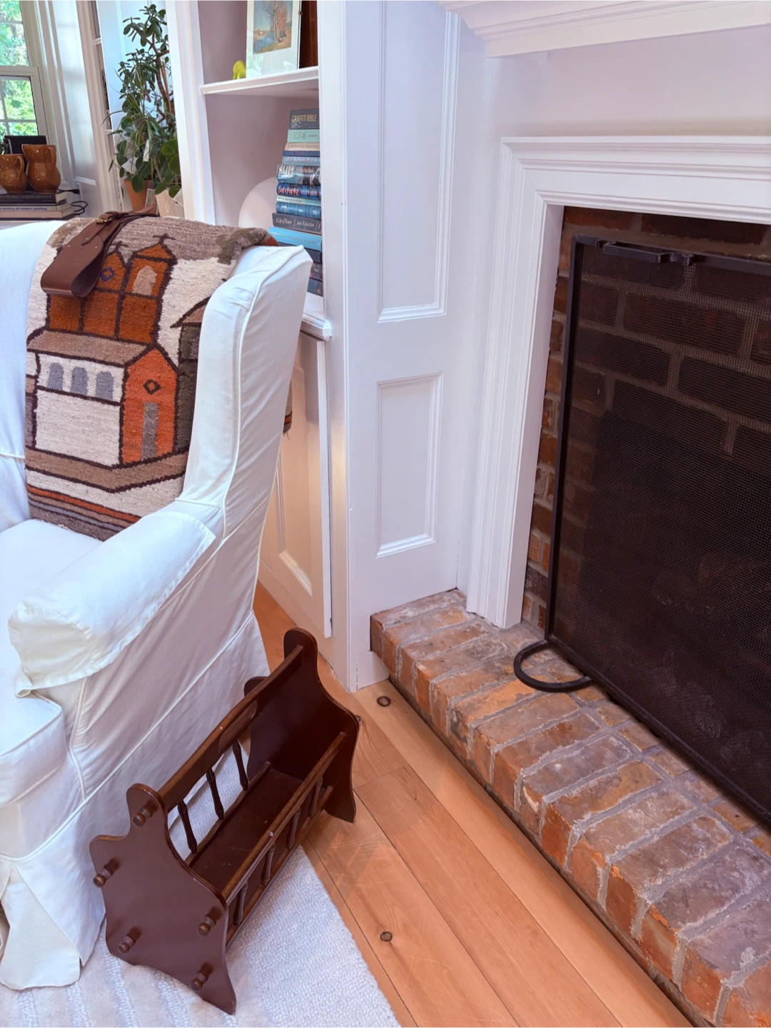 Wooden Magazine Rack - photo 4