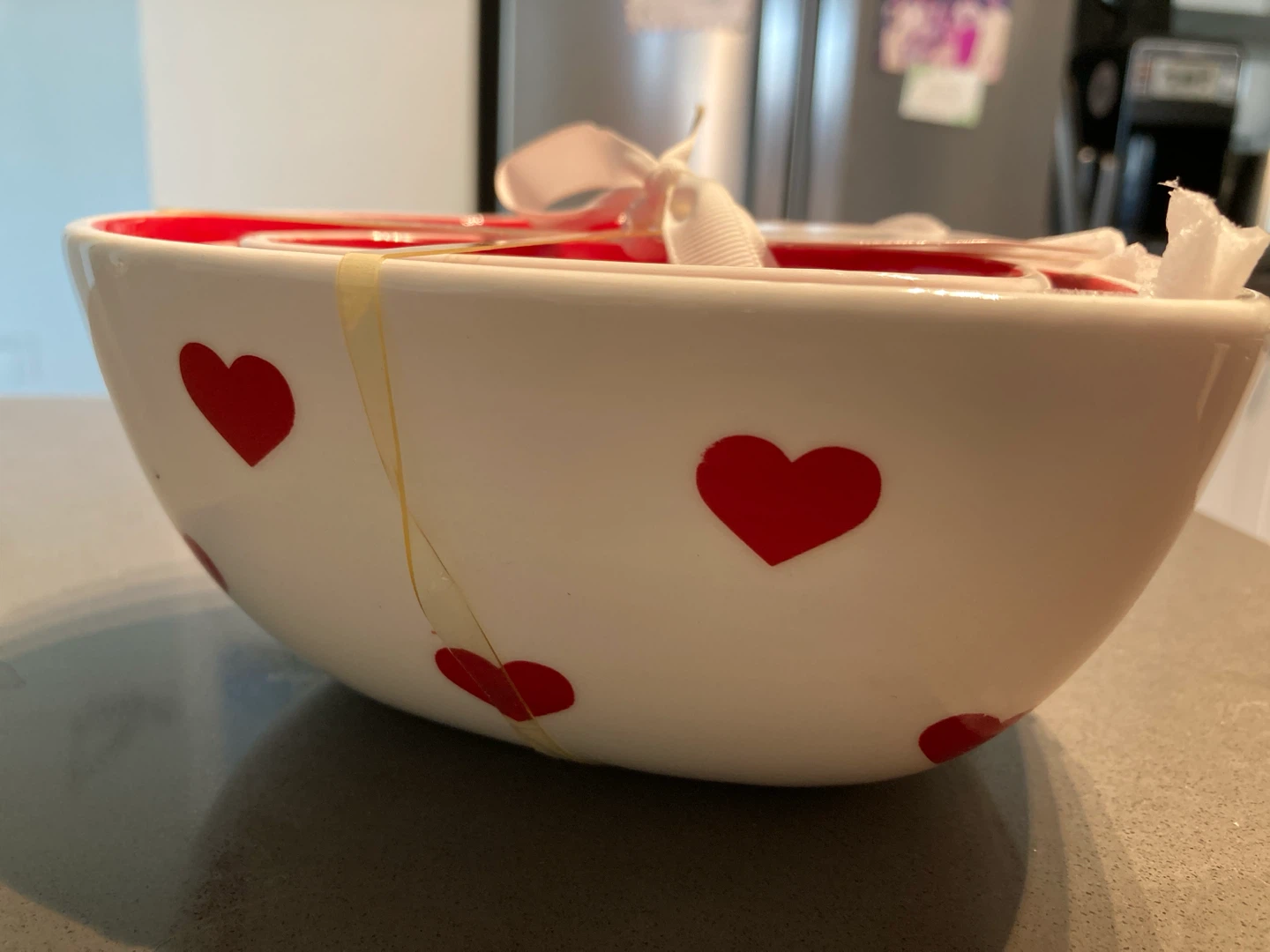 Set of 3 Heart Shaped Nesting Bowls - photo 2