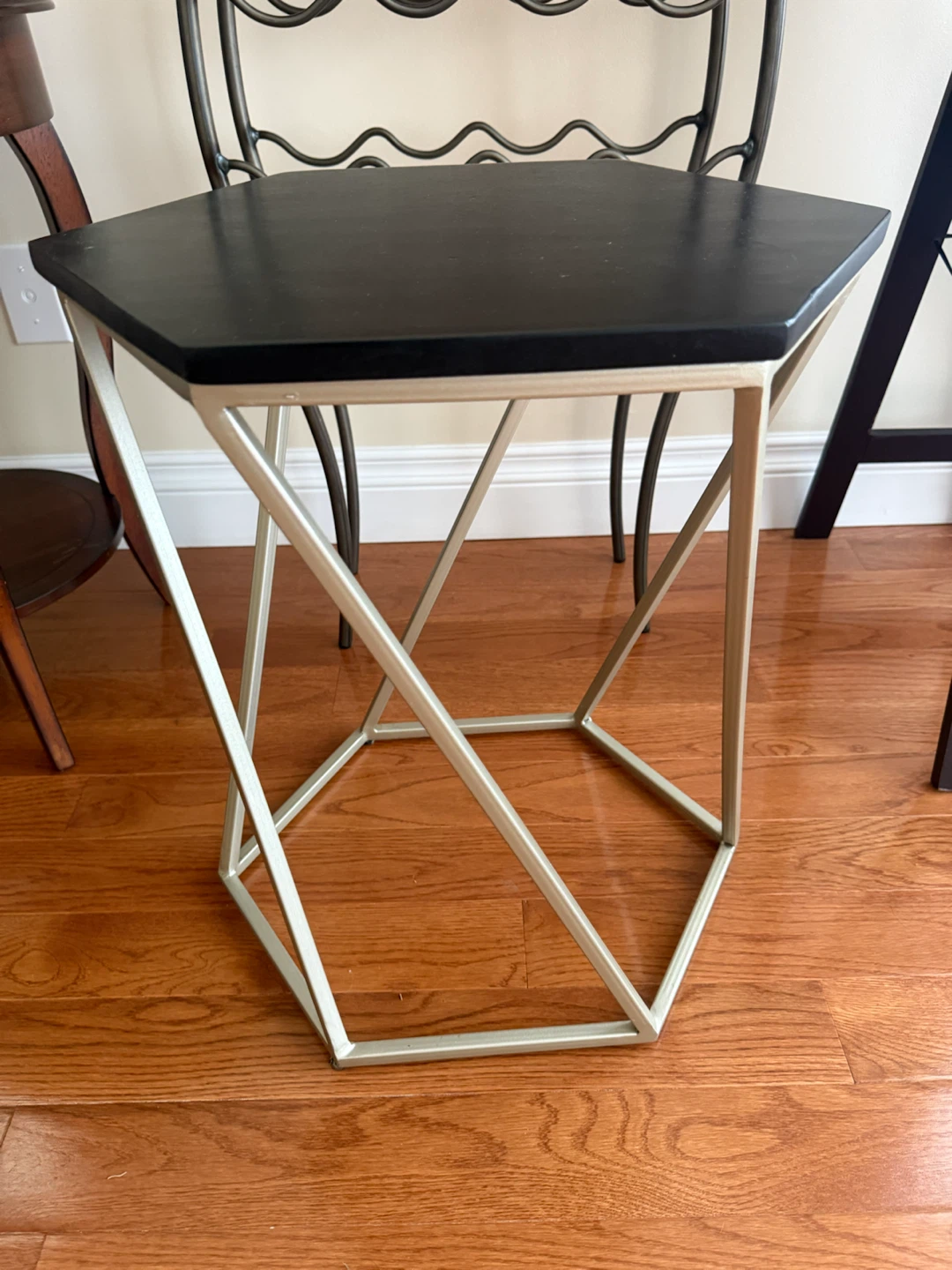 GROUP BUNDLE - Wood Round Side Table with Shelf - photo 4