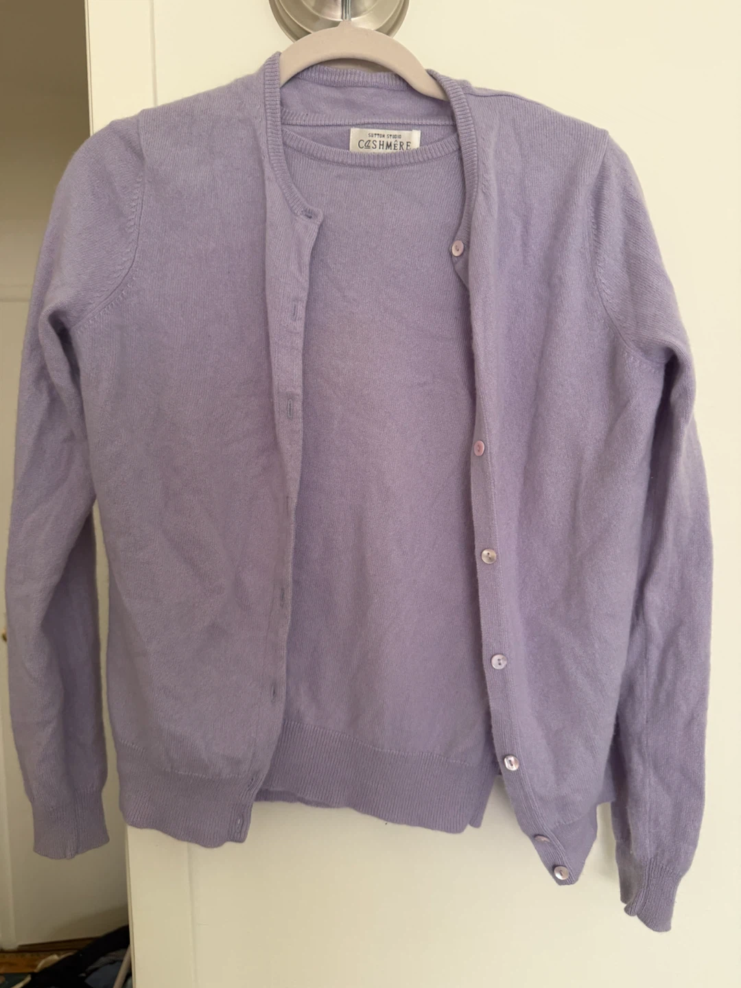 Bloomingdale’s Set Cashmere Crew Neck Sweater and Cardigan