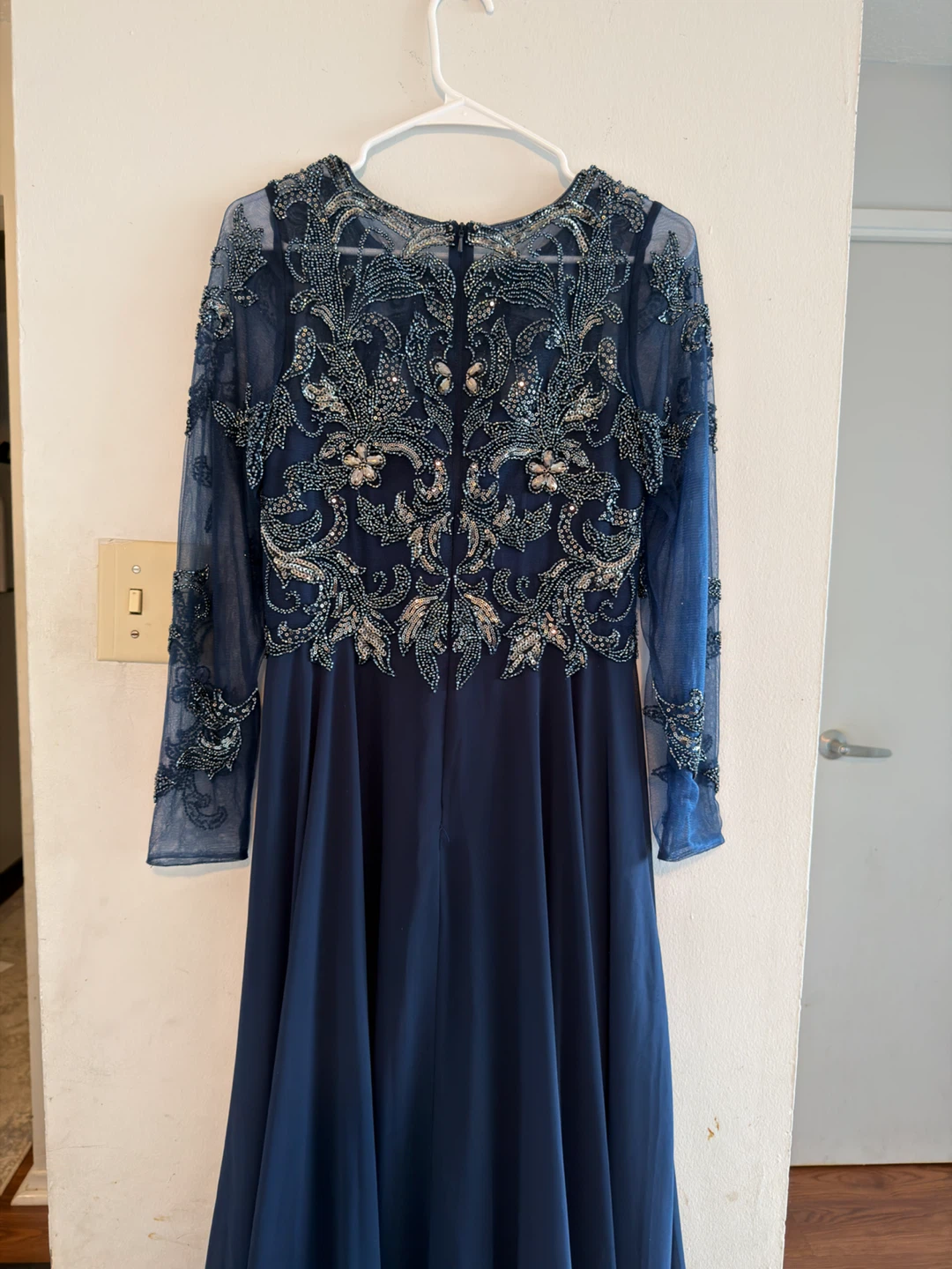 Navy Blue Beaded Long Sleeve Gown size S - photo 3