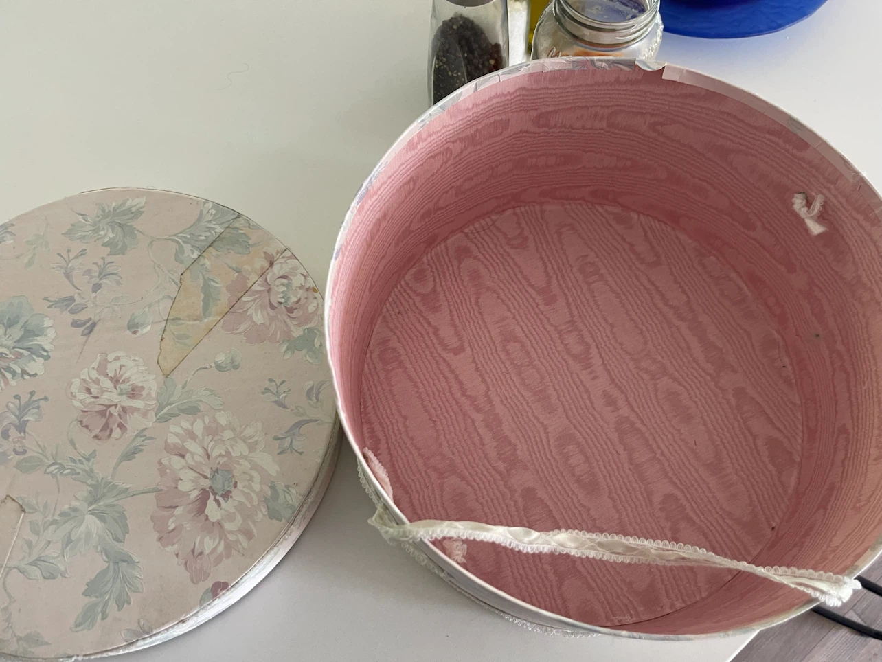 Vintage Floral Hat Box