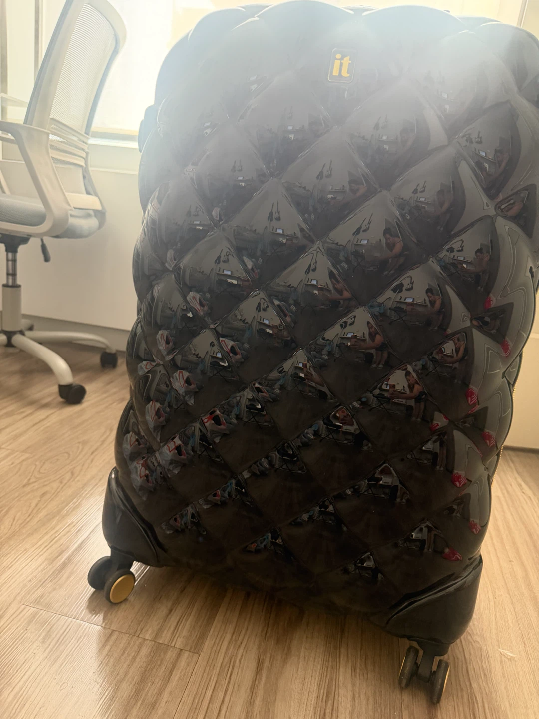 IT Luggage Quilted Suitcase