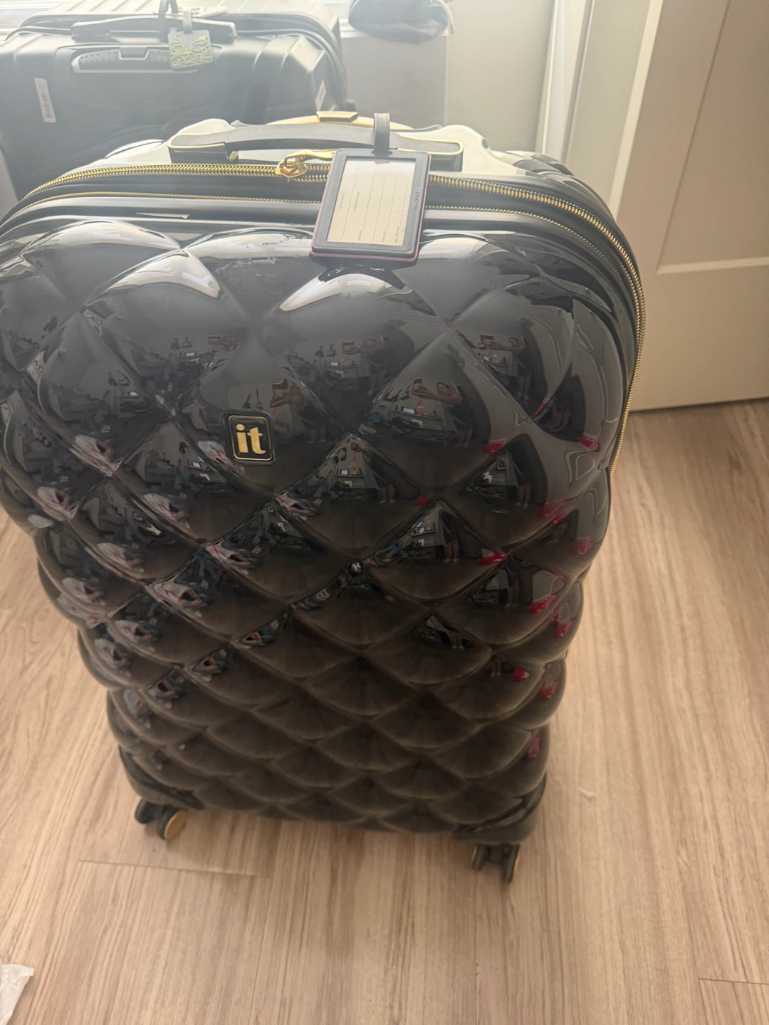 IT Luggage Quilted Suitcase - photo 2