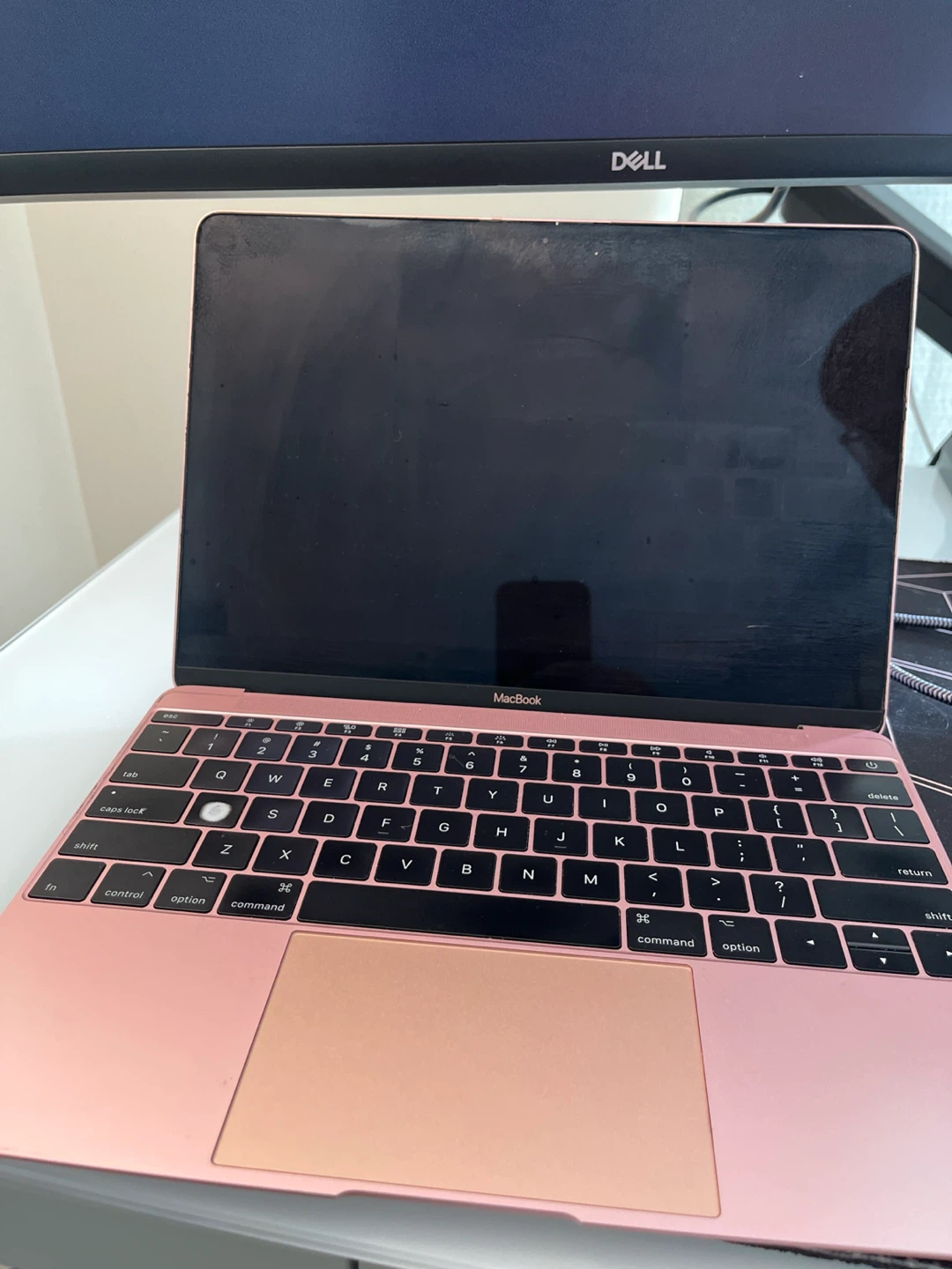 Apple MacBook Air Rose Gold 13.3-inch
