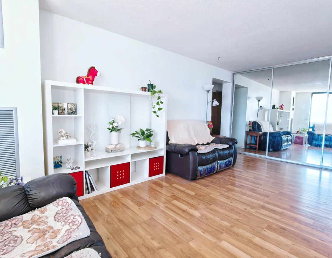 finch/don mills 2B1B condo $556,000 - photo 3