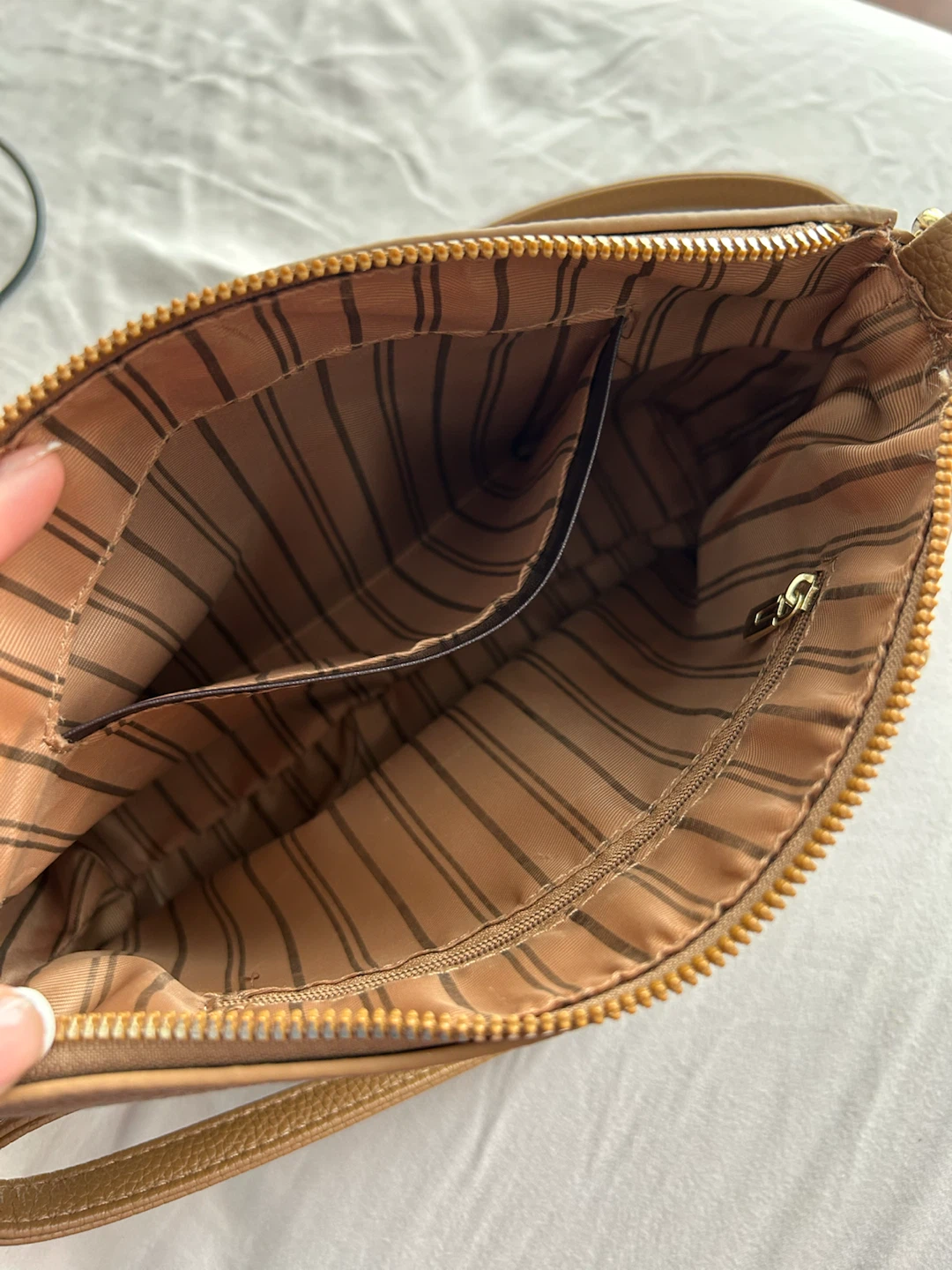 Minimalist Tan Brown Sheep Leather Crossbody Bag - photo 4
