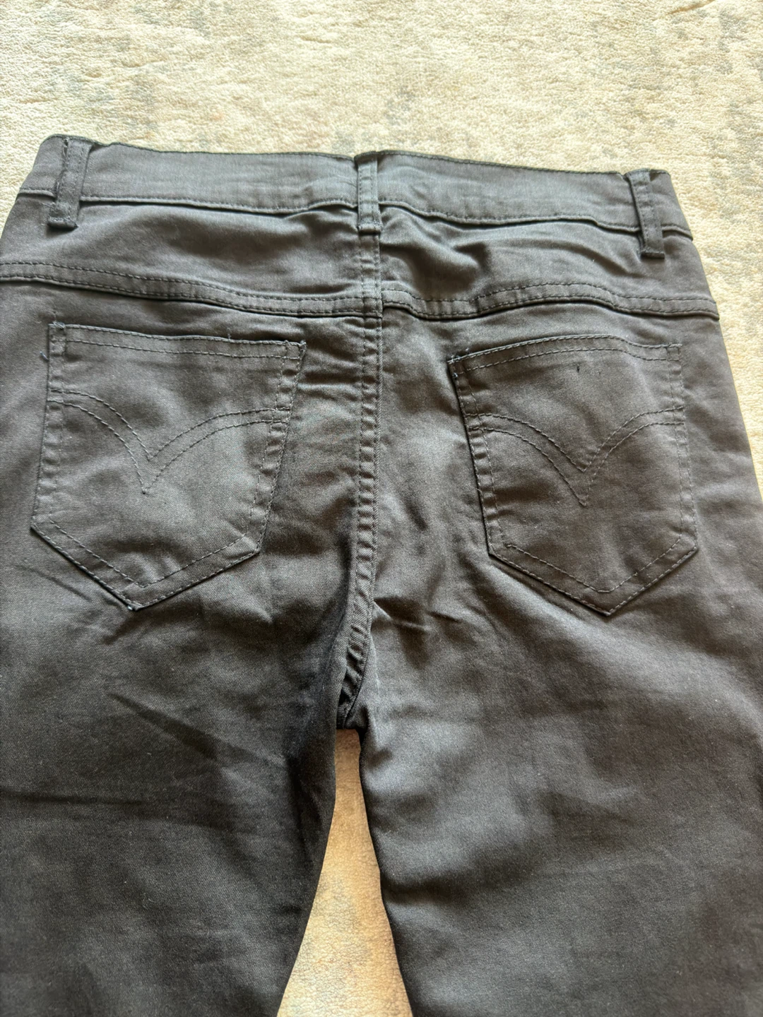 Black Levi's Jeans - photo 2
