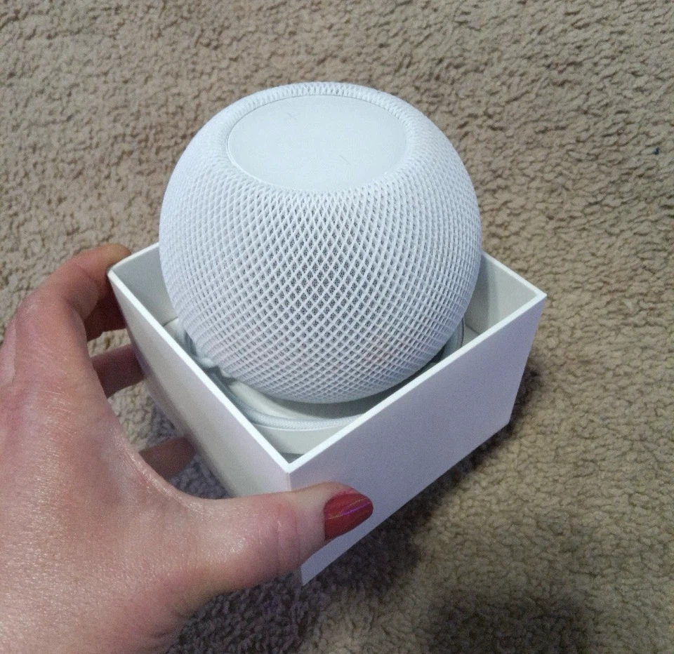 Apple HomePod Mini Smart Speaker - White - photo 3