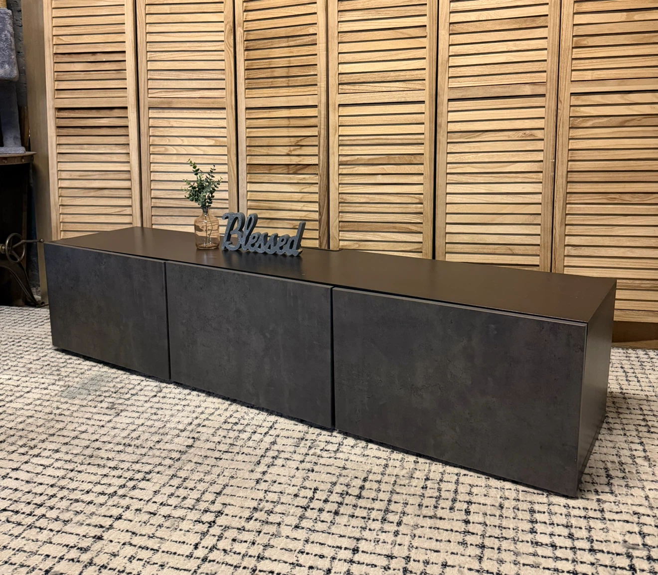 Besta TV Stand