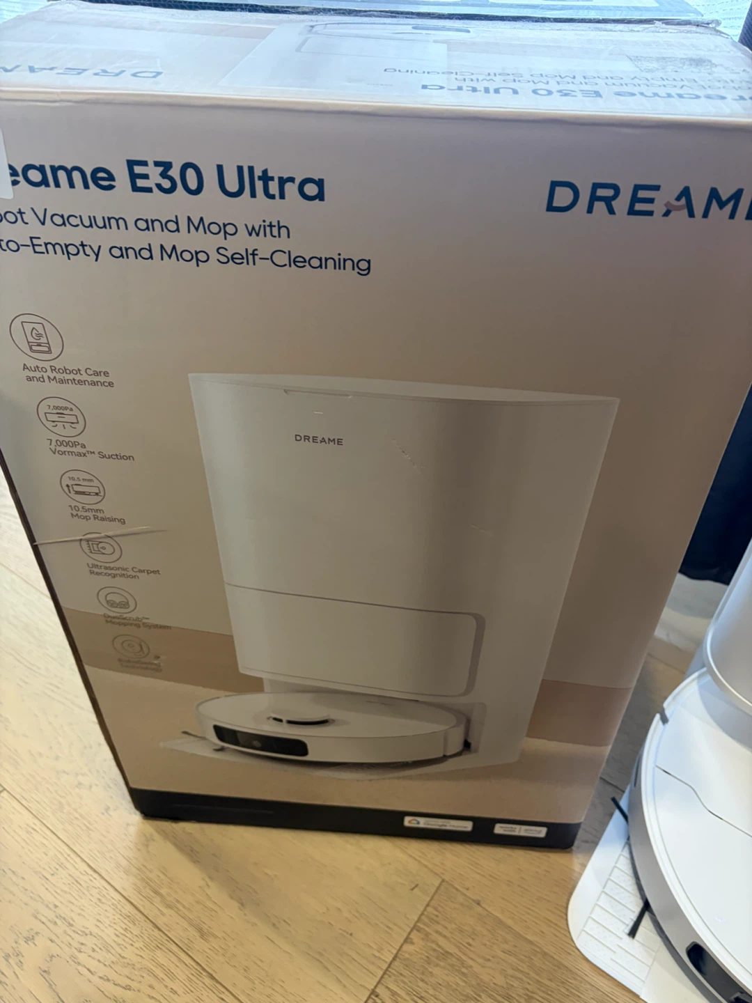 Dreame E30 Ultra Robot Vacuum & Mop – Self-Cleaning Station - photo 3