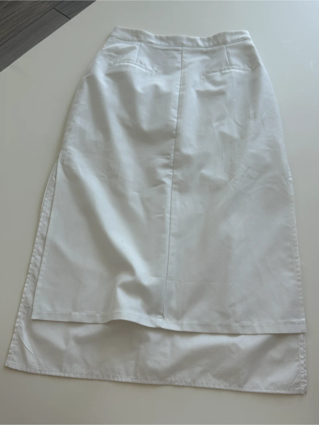 White summer long skirts