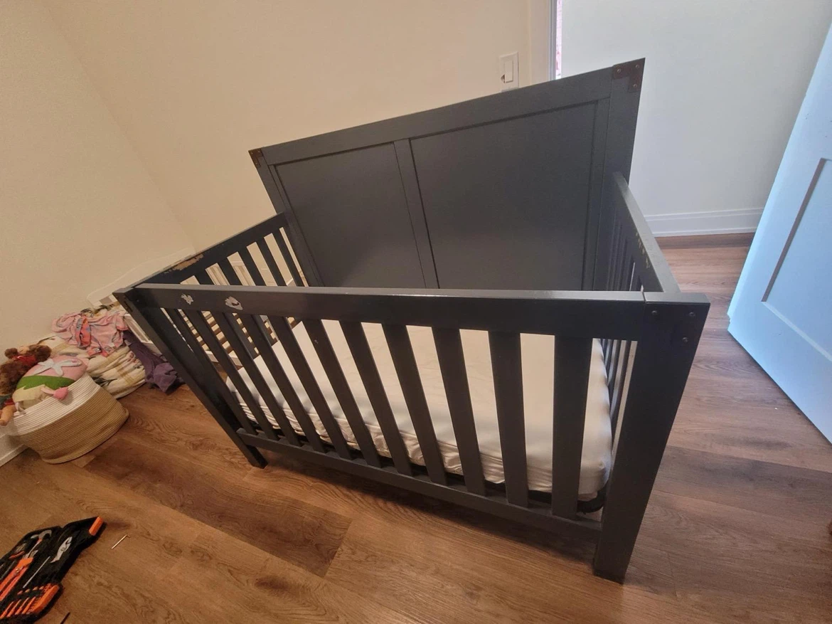 Sturdy Wood Crib - photo 4