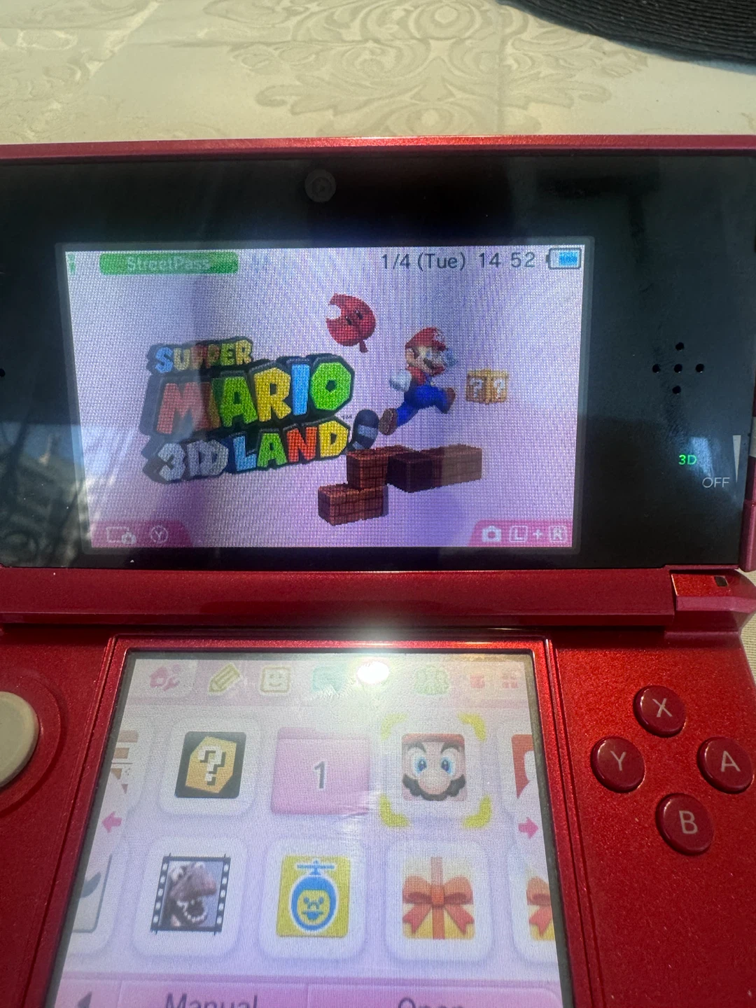 Nintendo 3DS XL Super Mario 3D Land Edition - Red - photo 3