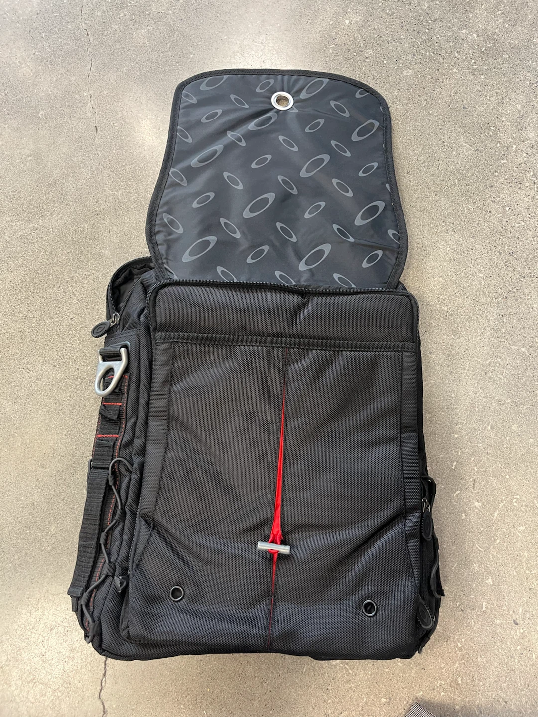 Oakley Black Backpack - photo 2