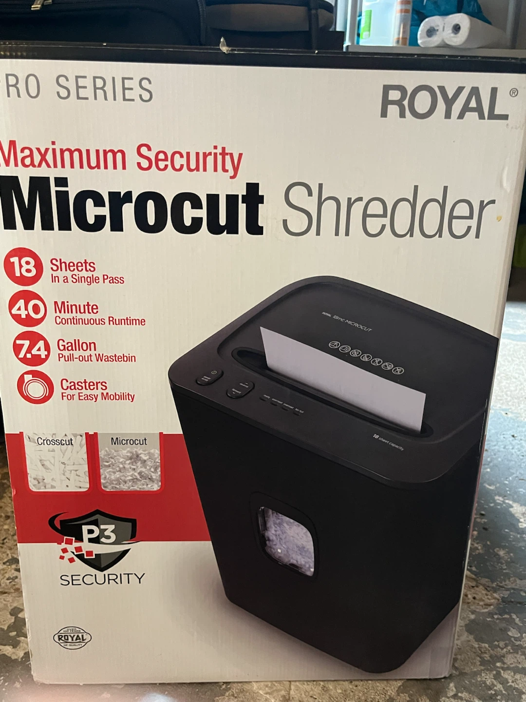 Royal 18 Sheet Microcut Shredder - photo 2