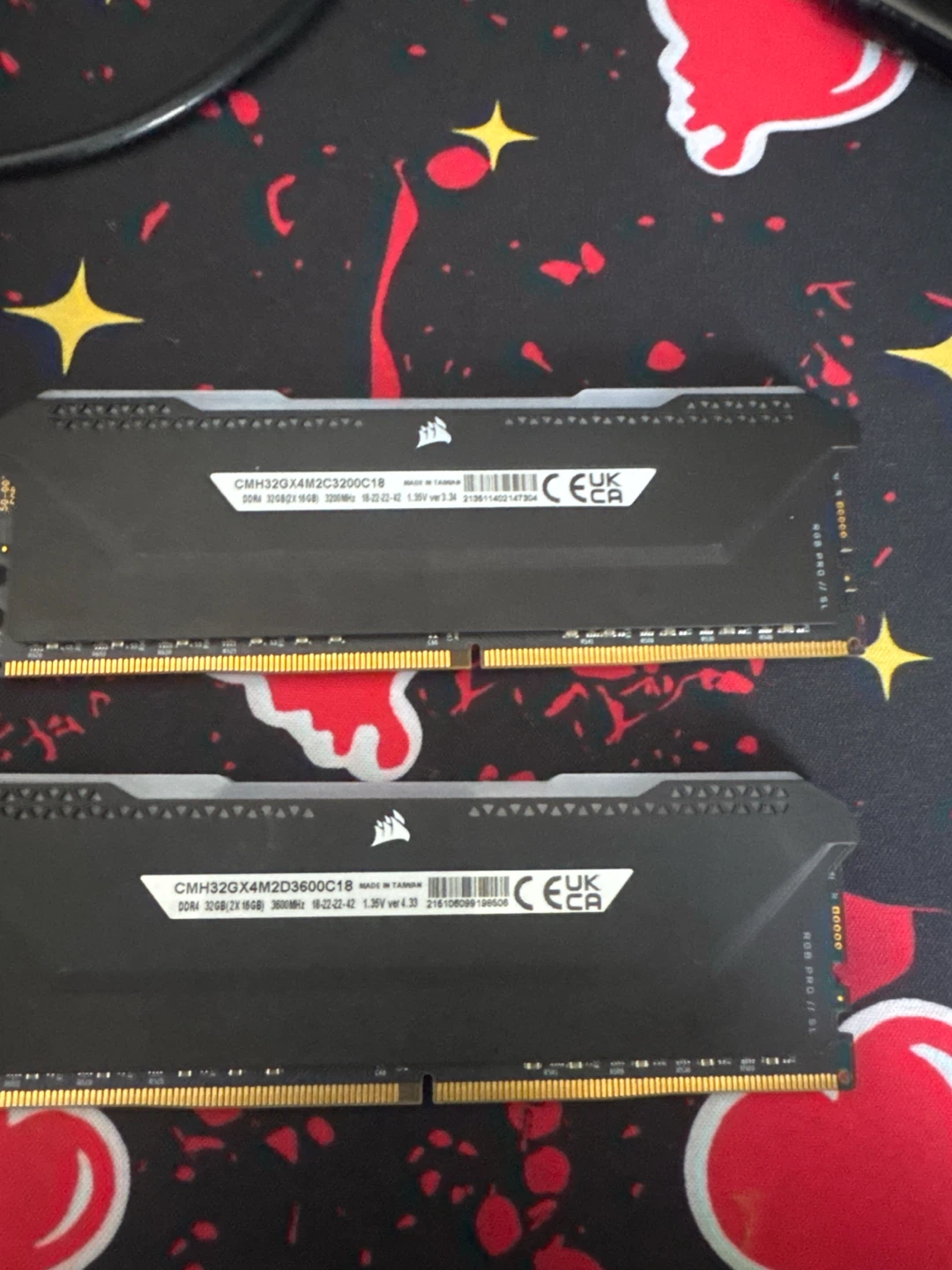 2x Corsair Vengeance DDR4 RAM Sticks CMH32GX4M2C3200C18 - photo 2