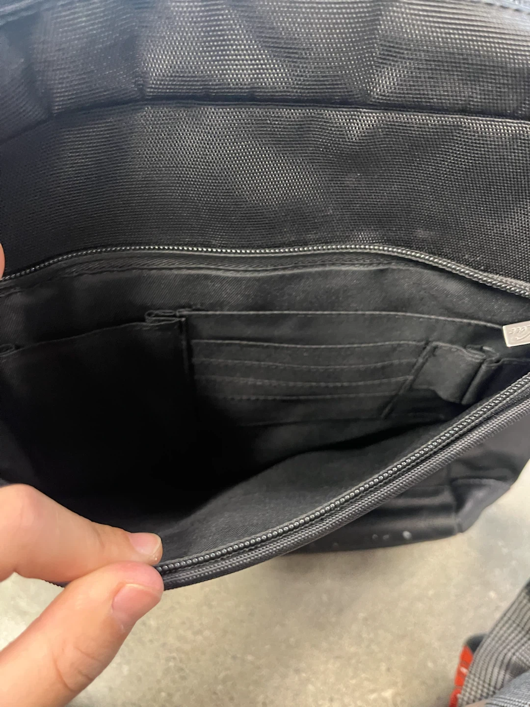 Kenneth Cole Black Backpack - photo 2