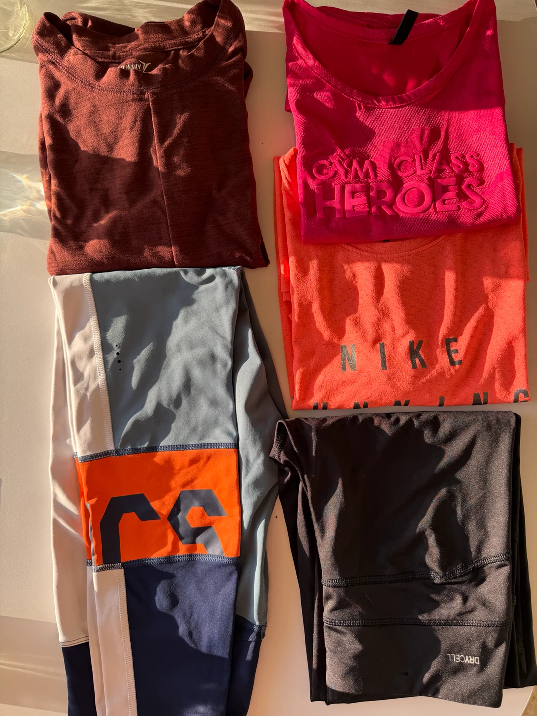 Nike Athletic Tops and Leggings Bundle