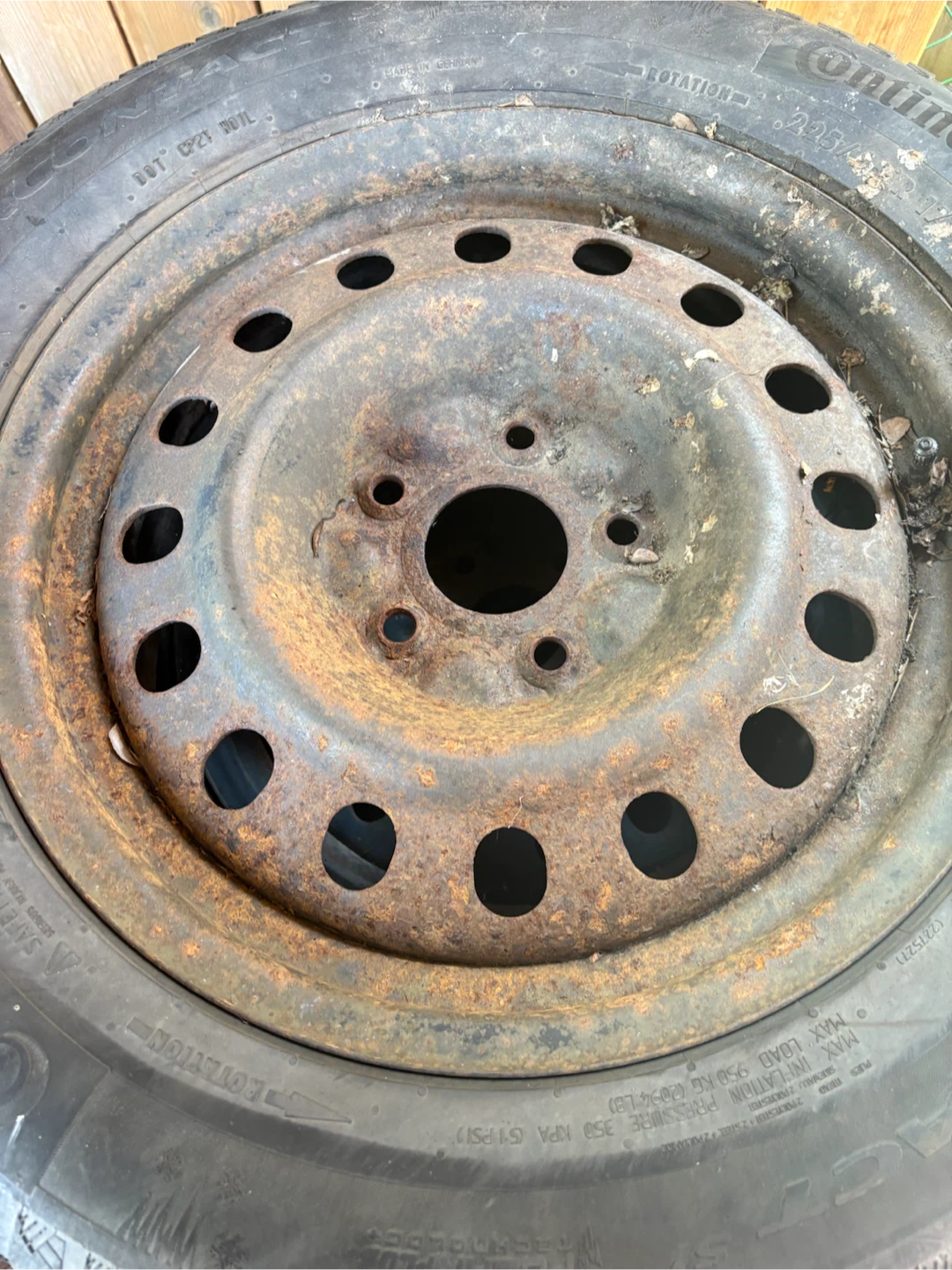 Continental Winter Tires - 225/65R17 - photo 4