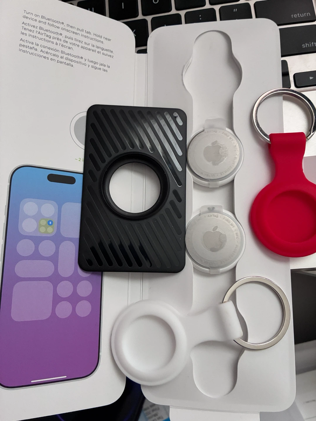 Apple AirTag gen 2 Bundle with Holders