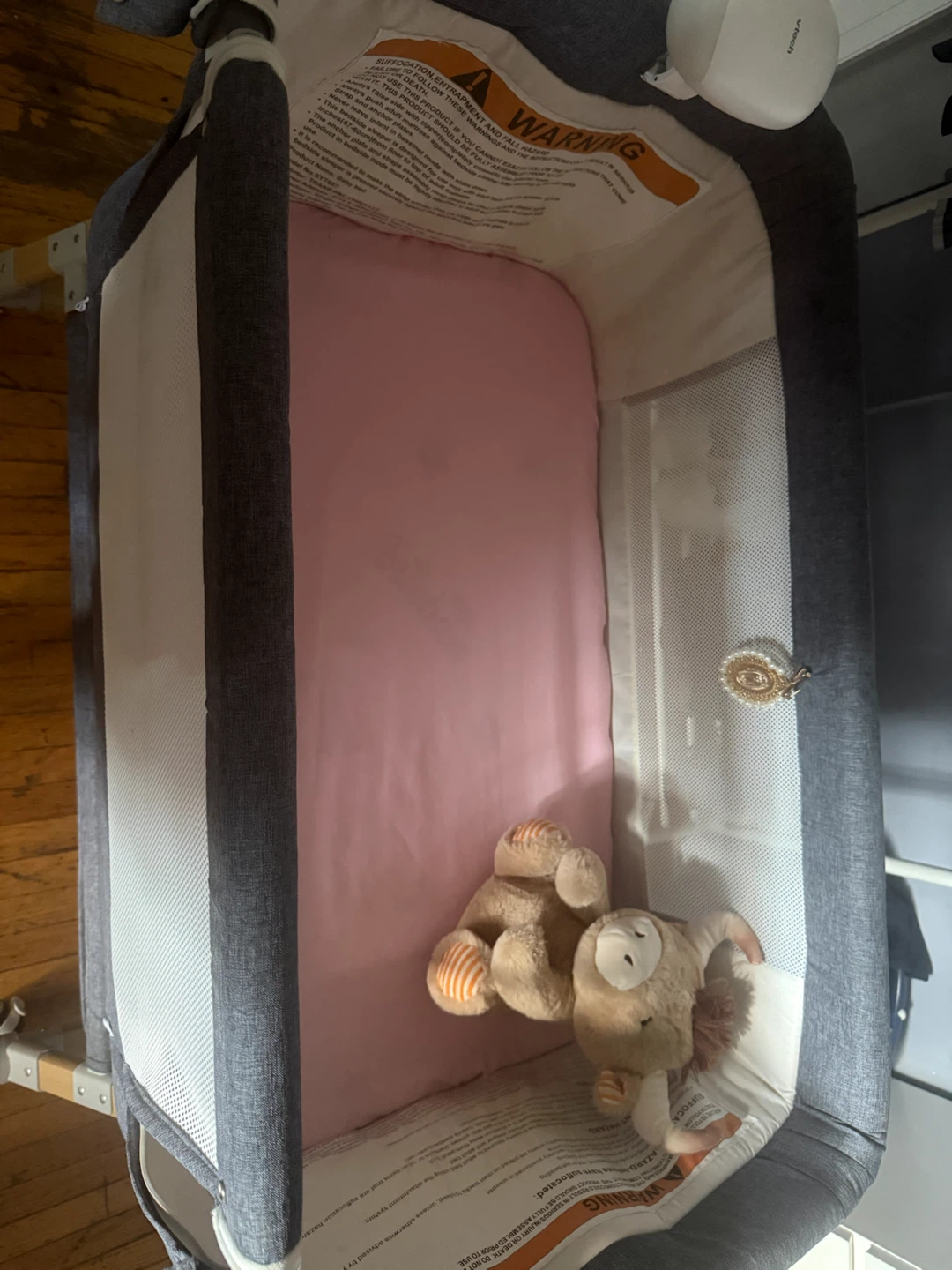 Grey Bassinet + Pink Mattress + Vibrator
