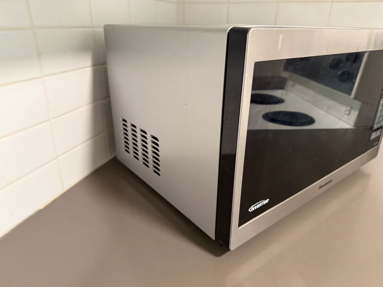 Panasonic NN‑SC669S Genius Inverter Microwave – 1200W - photo 5