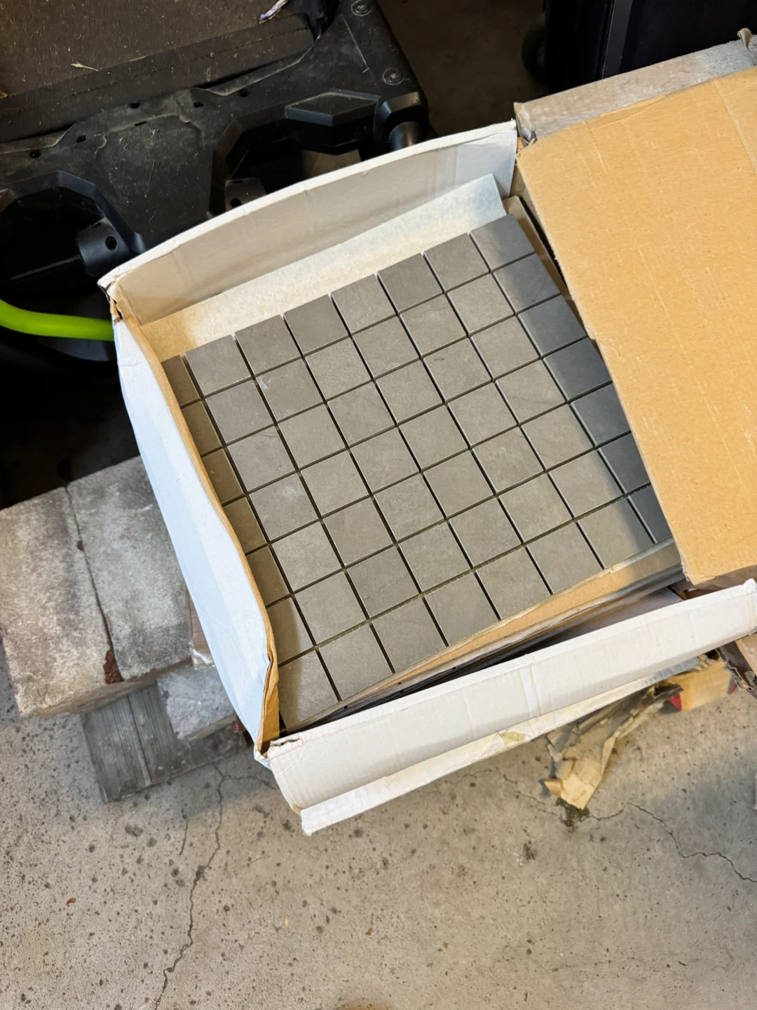 Mixed Lot of Tiles - Glass Mosaics & Wall Tiles - photo 2