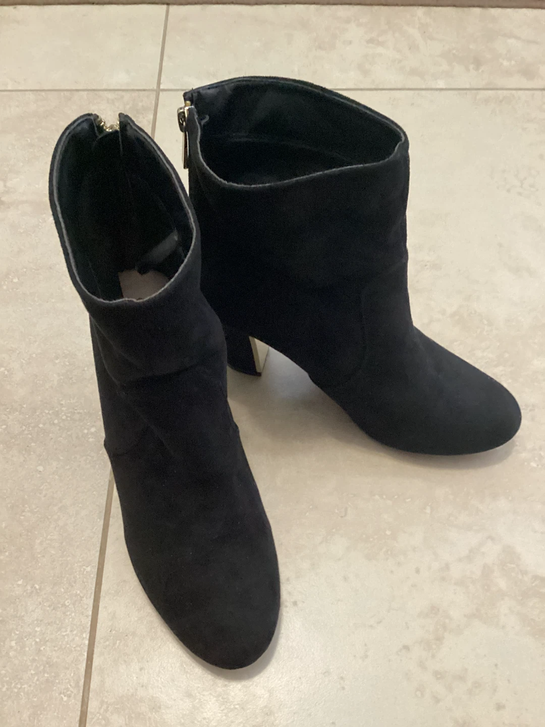ARDENE FAUX SUEDE ANKLE BOOTS