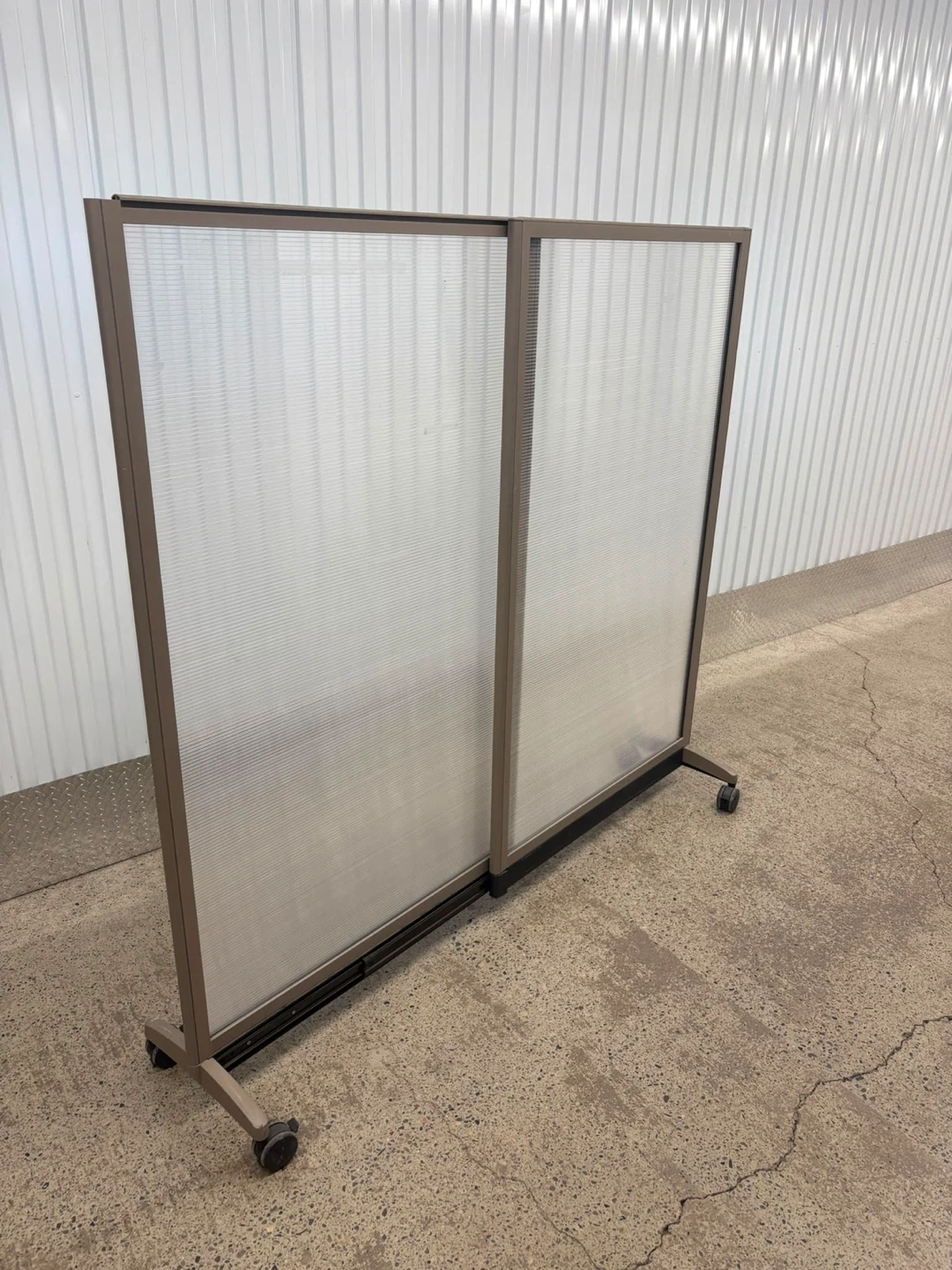 Room Divider Screen on Wheels - photo 3