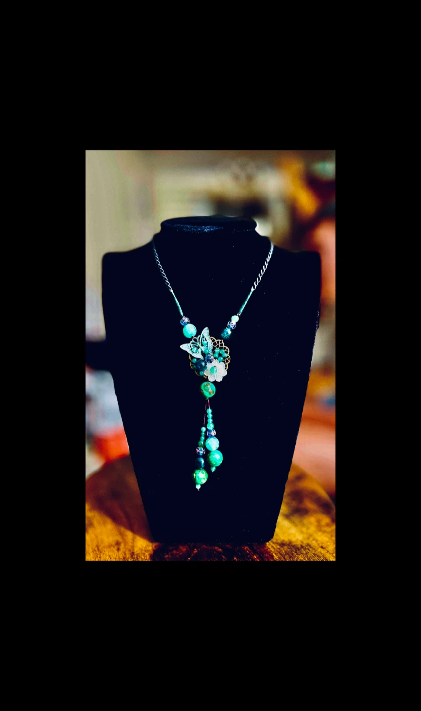 Green Beaded Necklace with Butterfly Pendant - photo 2