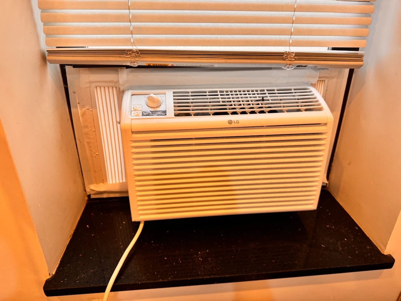 LG Window Air Conditioner