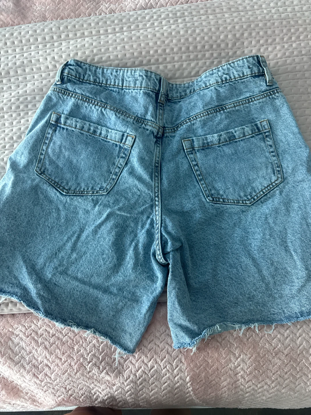 Harlow Denim Cutoff Shorts Size 30 - photo 3