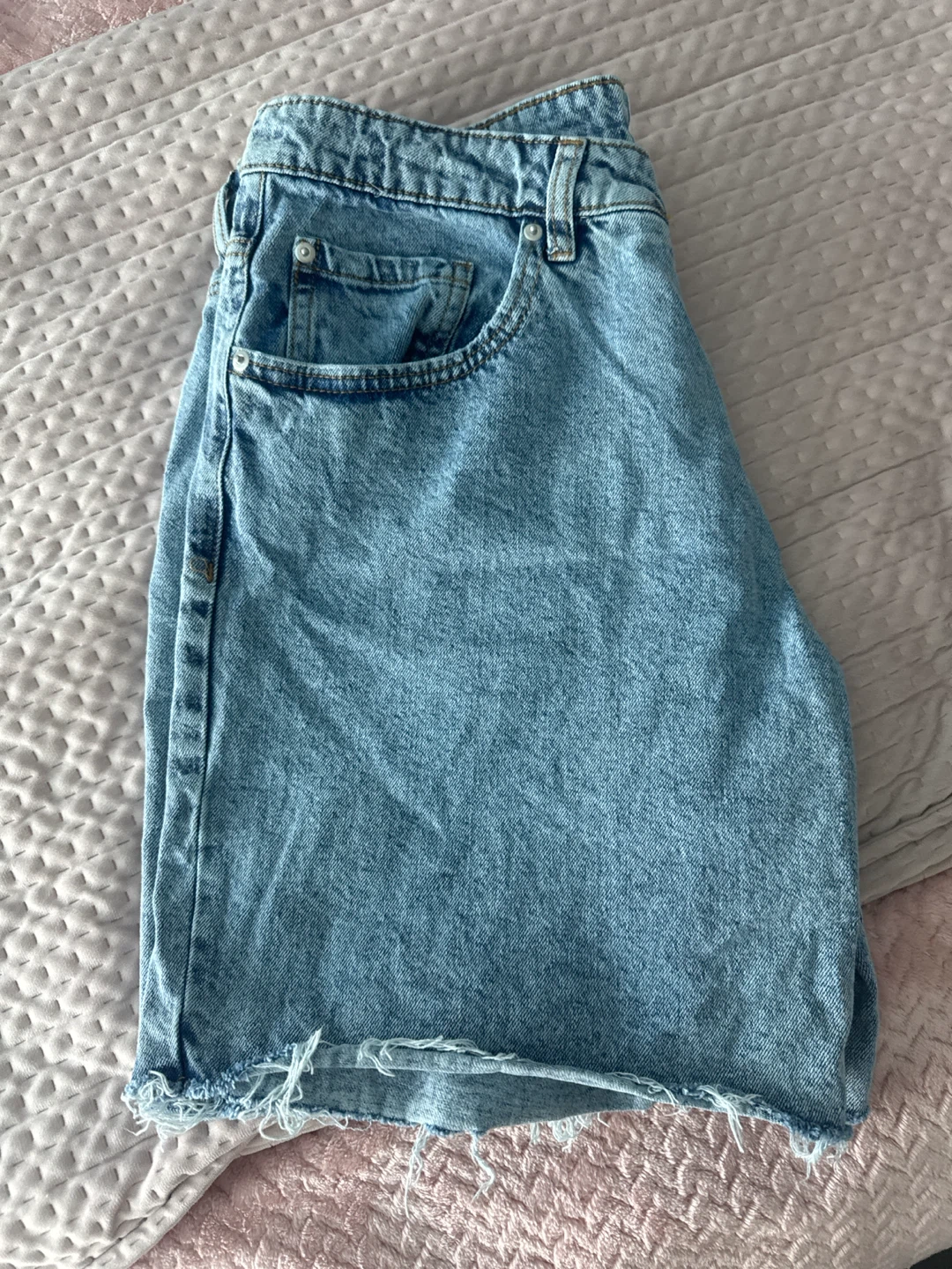 Harlow Denim Cutoff Shorts Size 30 - photo 4