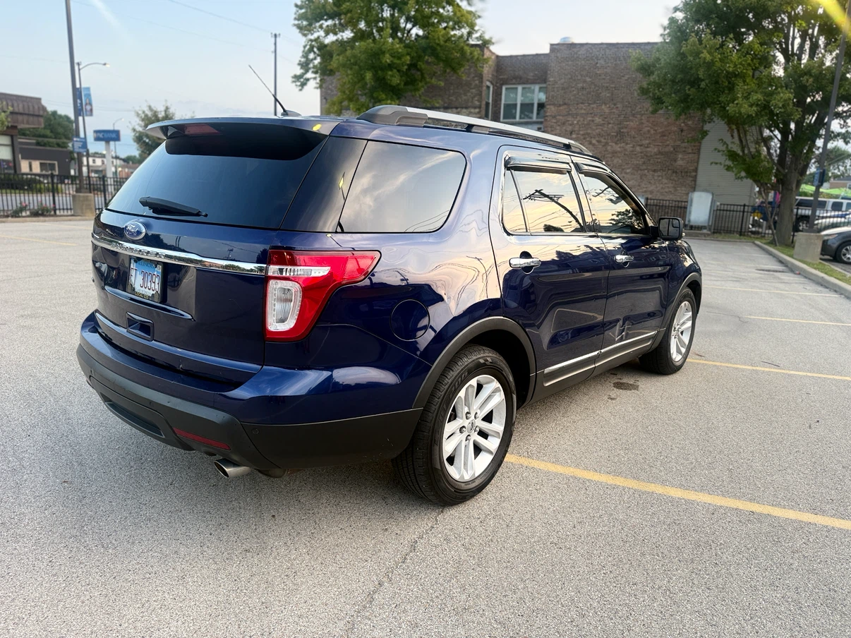 FORD EXPLORER XLT 2011 EN BUENAS CONDICIONES - photo 3