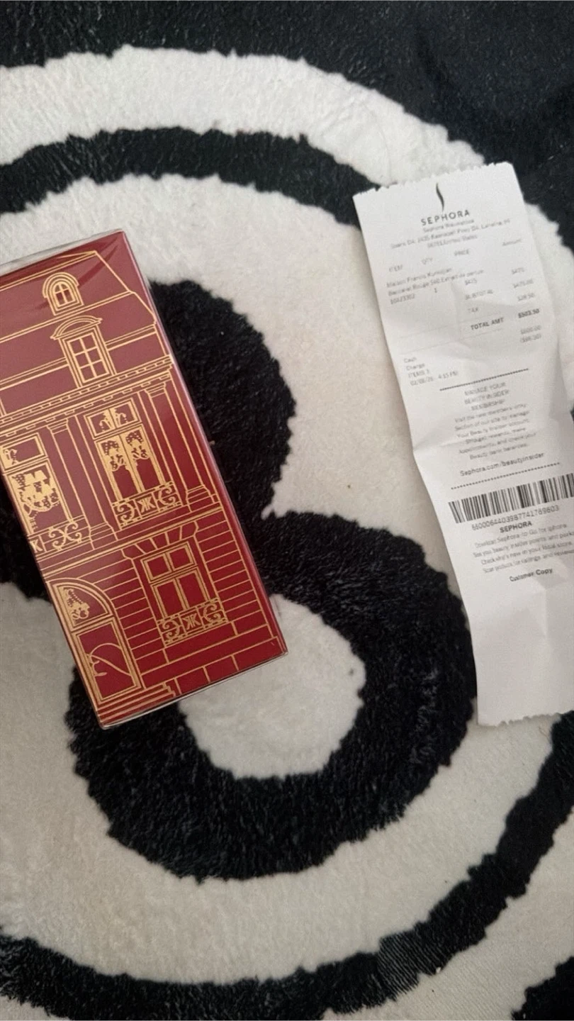 Baccarat Rouge 540 Negotiable - photo 3