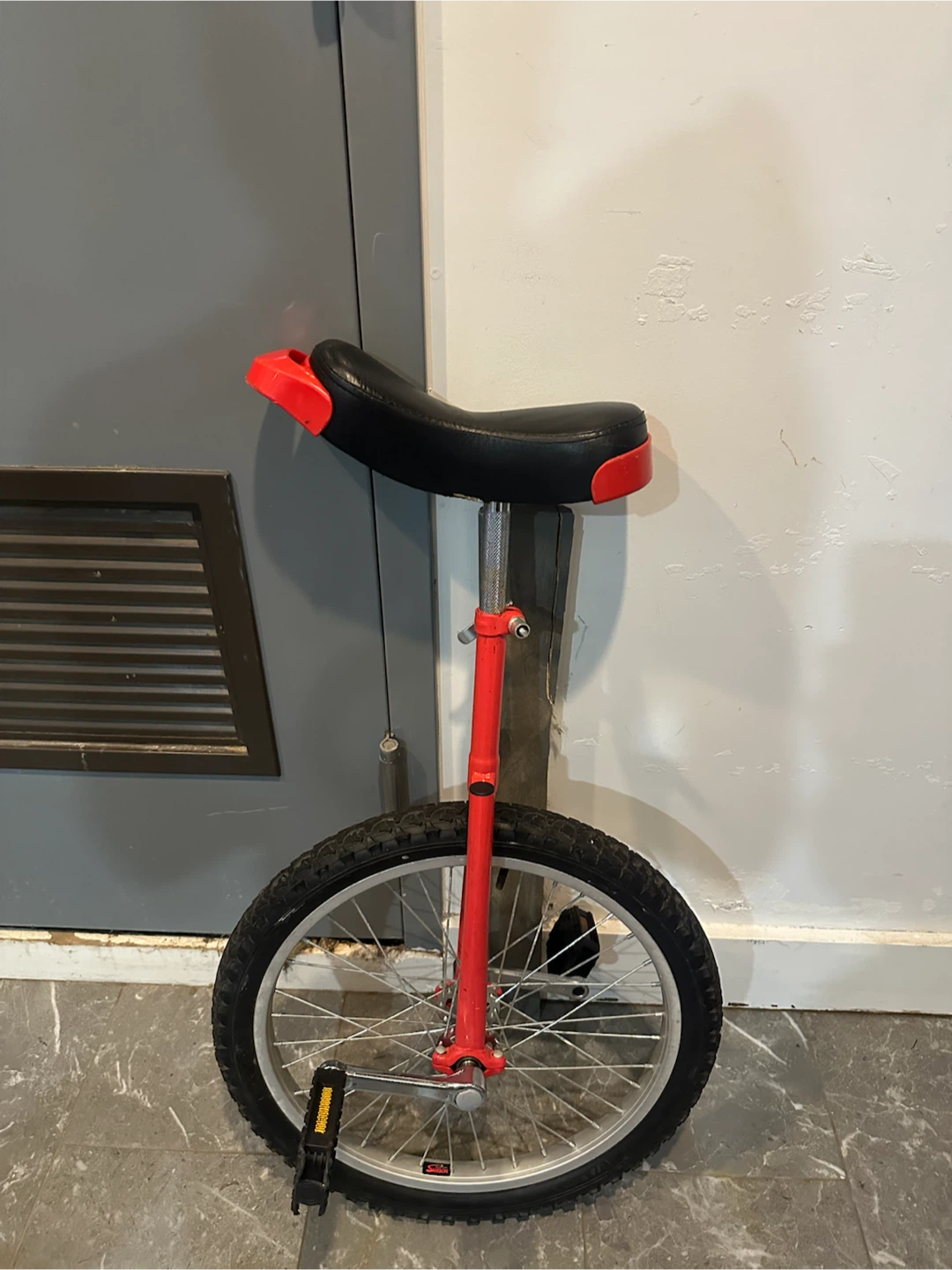 Red Unicycle - photo 2