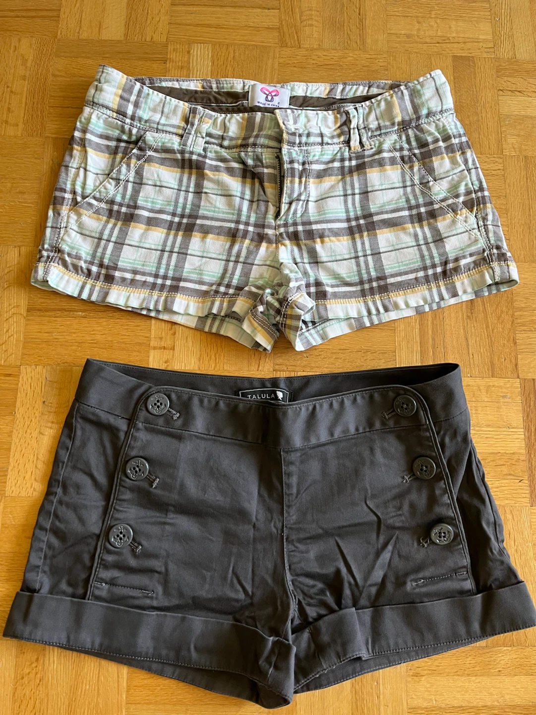 TNA Plaid & Talula Grey Shorts (Size 2)