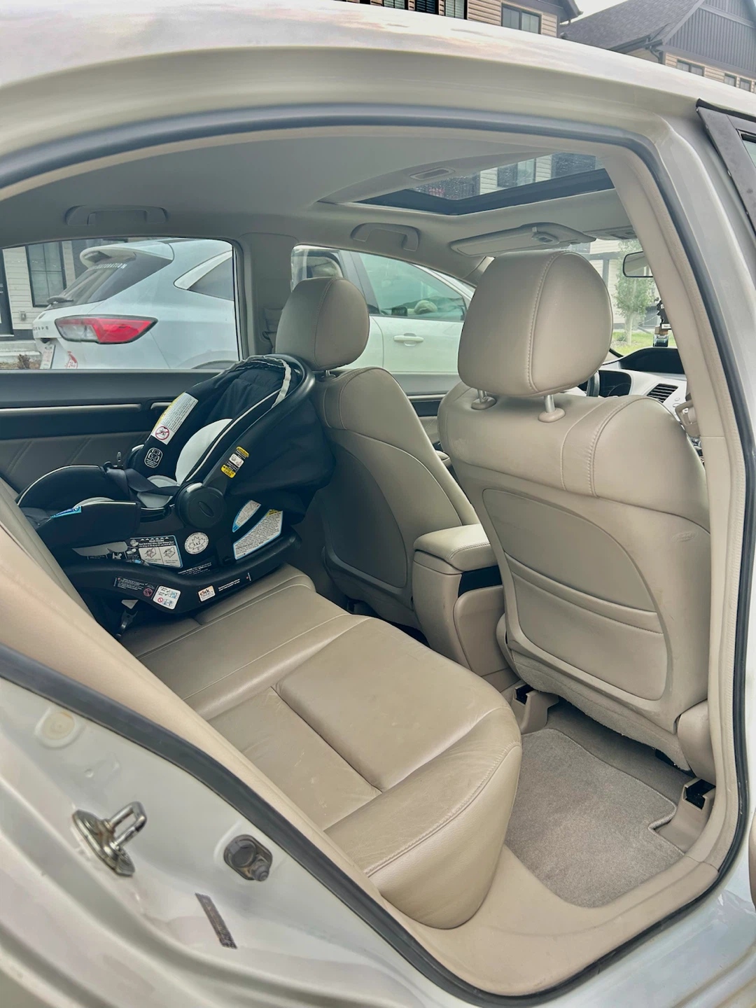 White Honda Civic Sedan - photo 2